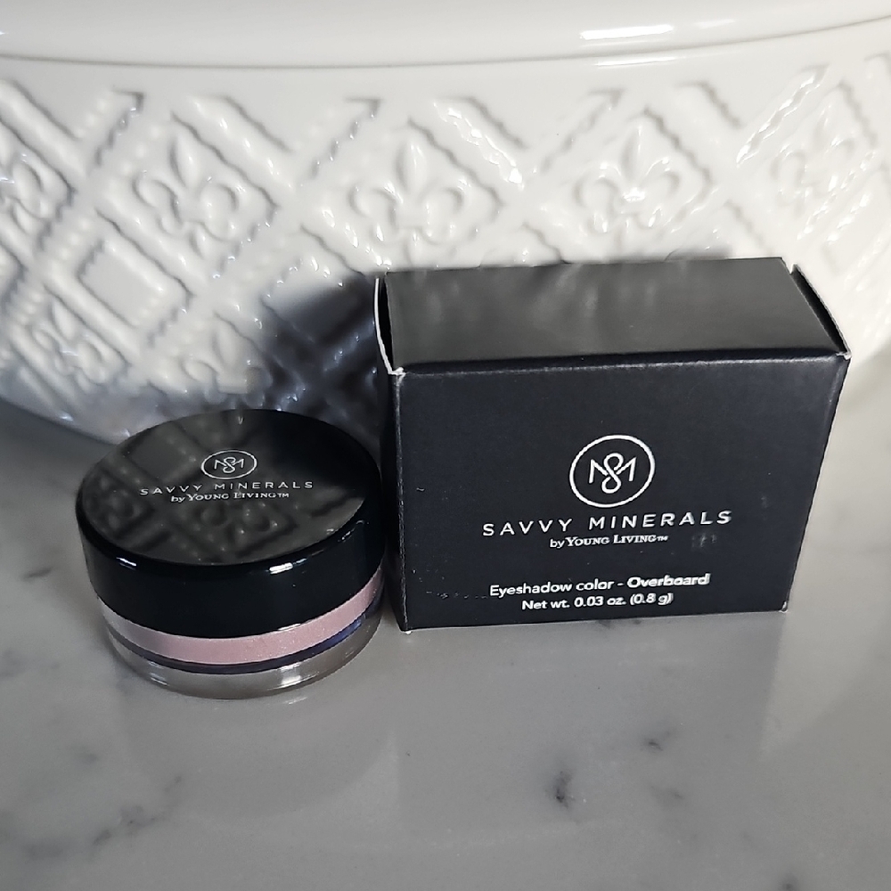 Eyeshadow - Overboard